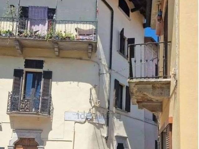 Palazzo in vendita a Zoverallo, Verbania