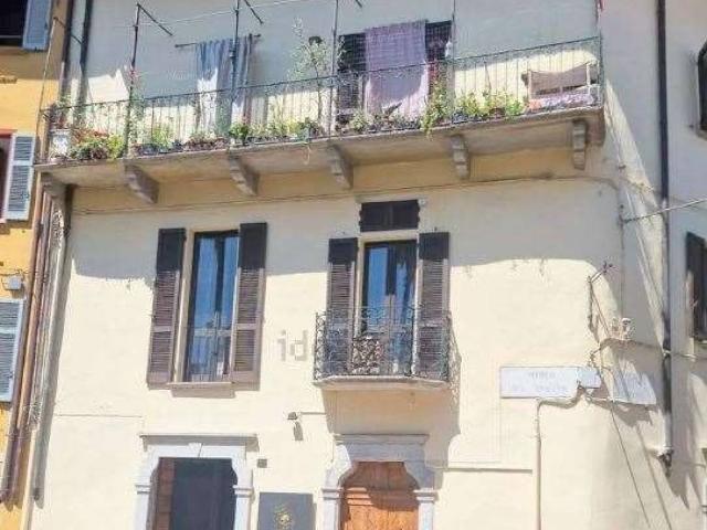 Palazzo in vendita a Zoverallo, Piemonte