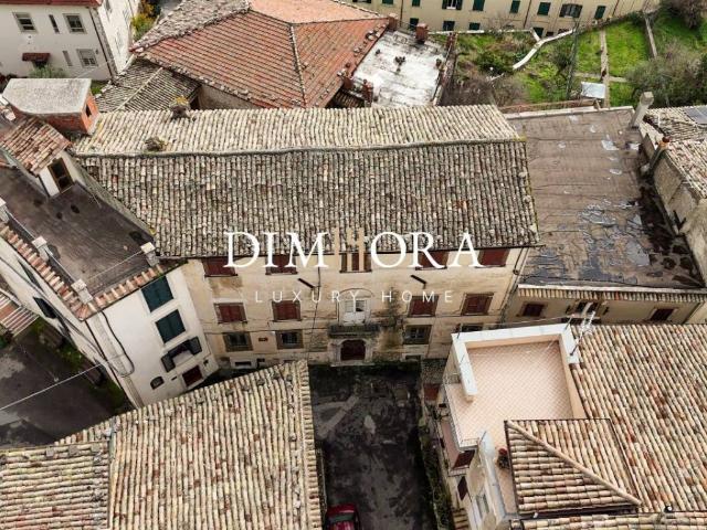 Palazzo in vendita a Veroli, Lazio