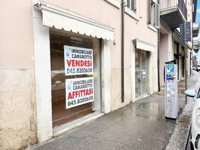 Palazzo in vendita a Nord-Ovest, Brenzone