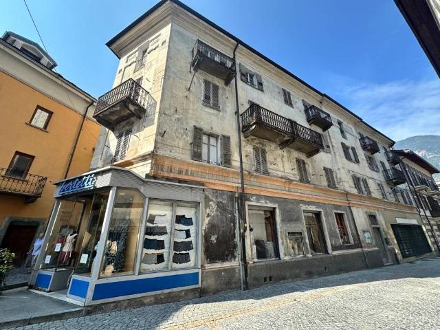 Palazzo in vendita a Torille, Verrès