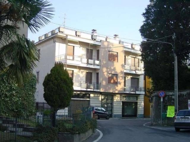 Palazzo in vendita a Vertemate Con Minoprio, Lombardia