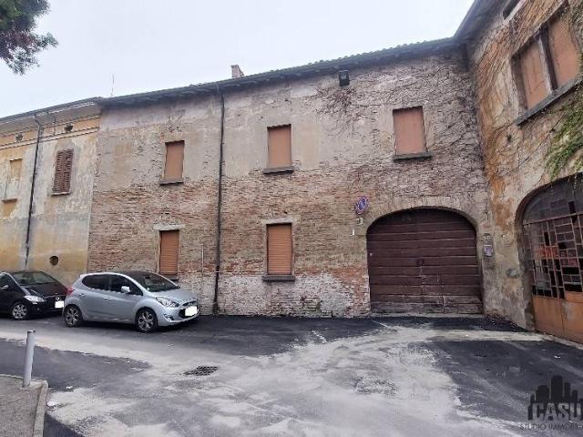Palazzo in vendita a Viadana, Lombardia