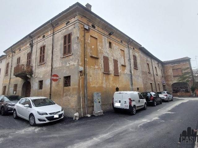 Palazzo in vendita a Viadana, Lombardia
