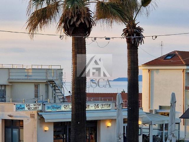 Palazzo in vendita a Viareggio, Toscana