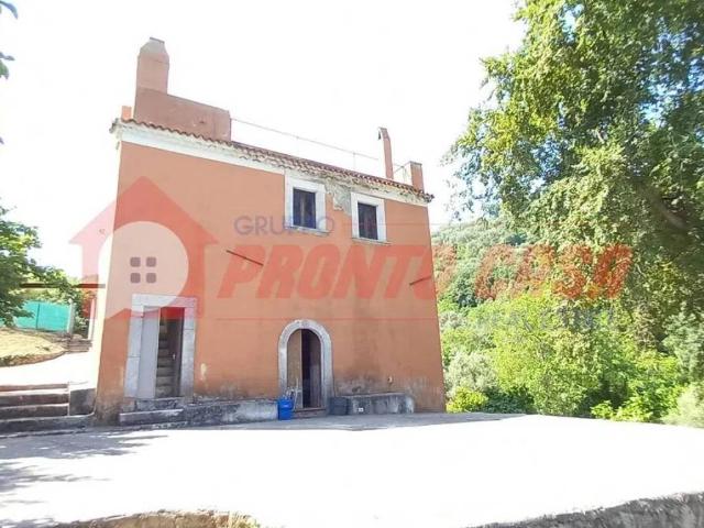 Palazzo in vendita a Puglia, Foggia