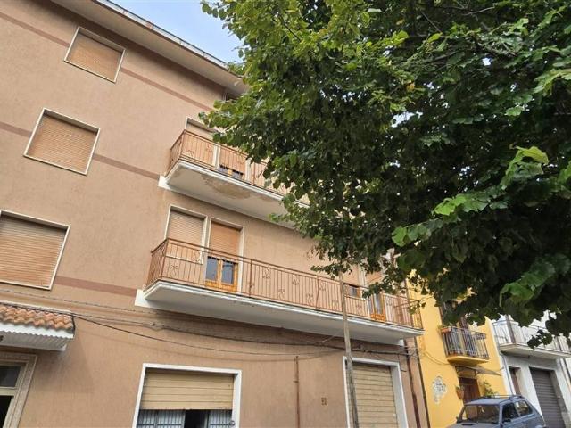 Palazzo in vendita a Villa Santa Maria, Abruzzo