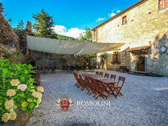 Palazzo in vendita a Unione di comuni Montana Lunigiana, Villafranca In Lunigiana