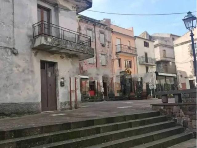Palazzo in vendita a Villanova Monteleone, Sardigna/Sardegna