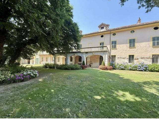 Palazzo in vendita a Piemonte, Cuneo
