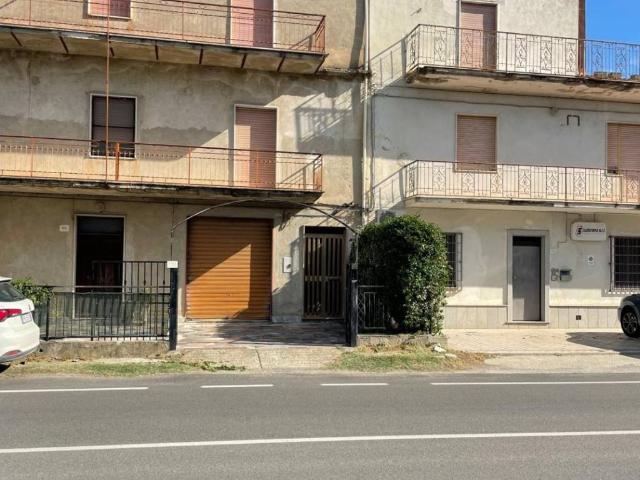 Palazzo in vendita a Villapiana Scalo, Villapiana