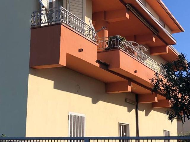 Palazzo in vendita a Calabria, Cosenza