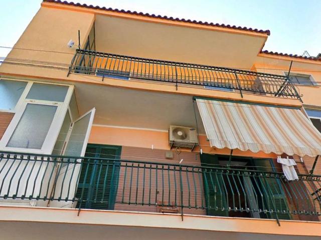 Palazzo in vendita a Villaricca, Campania