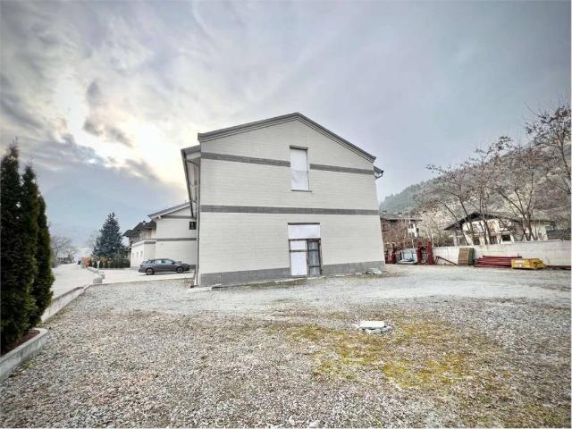 Palazzo in vendita a Villeneuve, Aosta