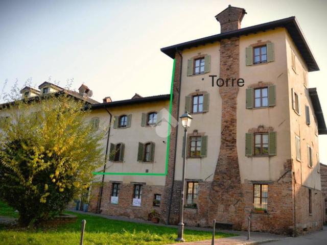 Palazzo in vendita a Oreno, Vimercate