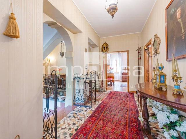Palazzo in vendita a Longhere, Vittorio Veneto