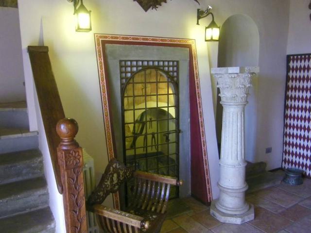 Palazzo in vendita a Volterra, Toscana