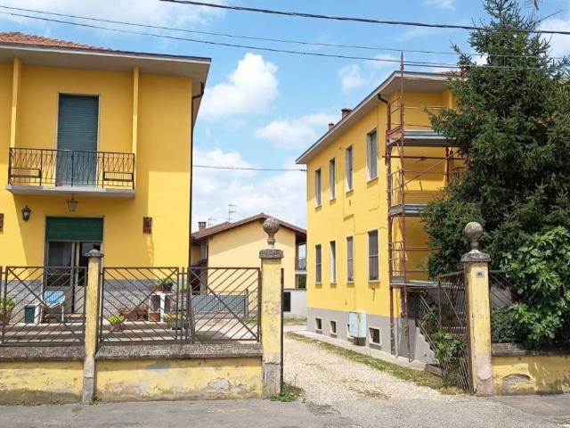 Palazzo in vendita a Zerbolò, Lombardia