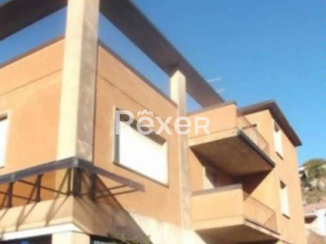 Palazzo in vendita a Comunità Montana della Valle Brembana, Zogno