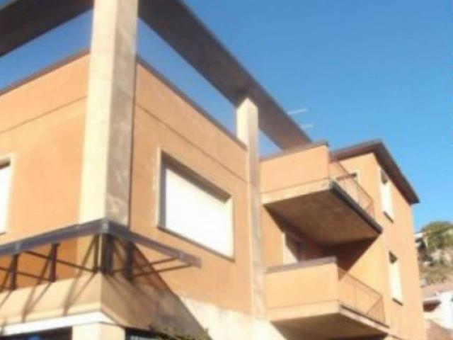 Palazzo in vendita a Comunità Montana della Valle Brembana, Zogno
