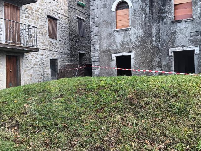 Palazzo in vendita a Unione dell'Alto Reno, Granaglione