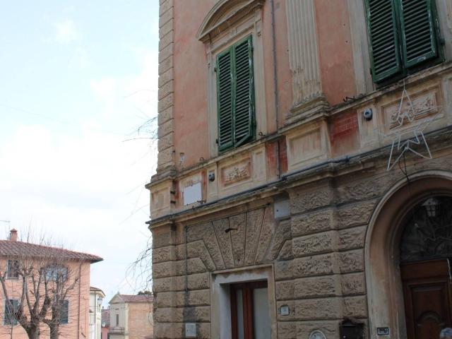 Palazzo in vendita a Casciana Terme Lari, Cevoli