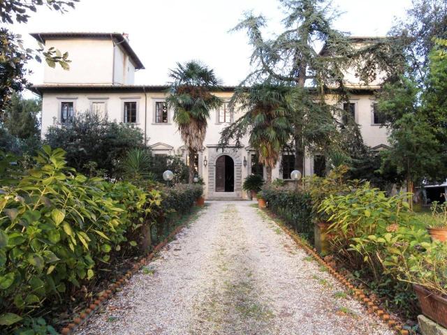 Palazzo in vendita a San Giuliano Terme, Toscana