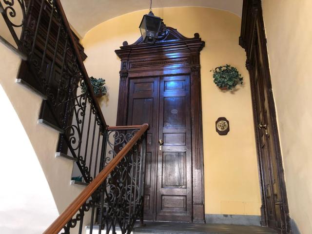 Locale Commerciale in vendita a Canelli, Asti