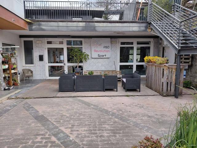 Locale Commerciale in vendita a Gorizia, Friuli-Venezia Giulia