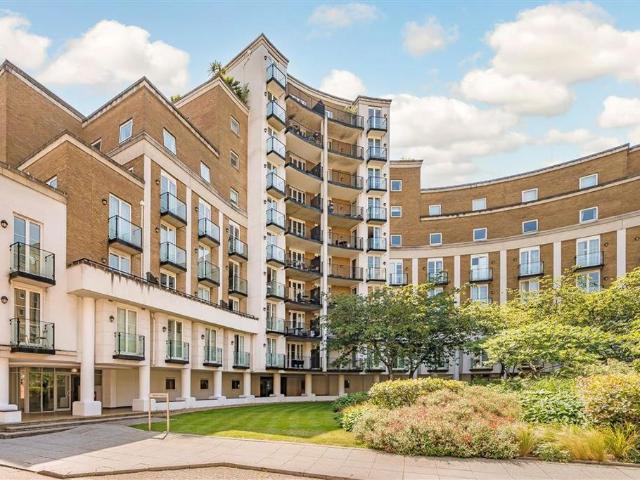 Apartment for rent in St. John's Wood, Greater London