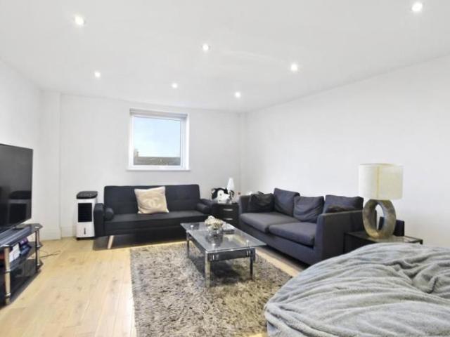 Apartment for rent in St. John's Wood, Greater London