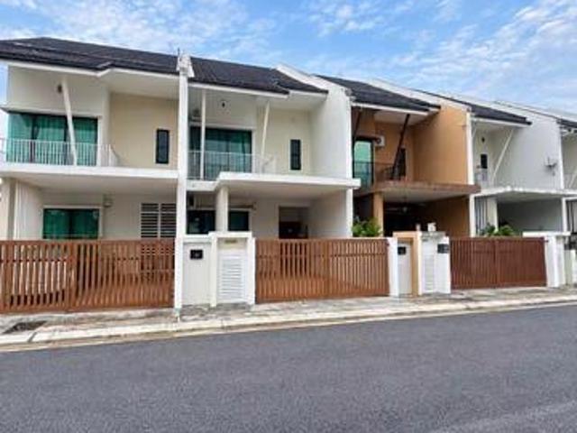 Terraced House for sale in Wellesley, Penang
