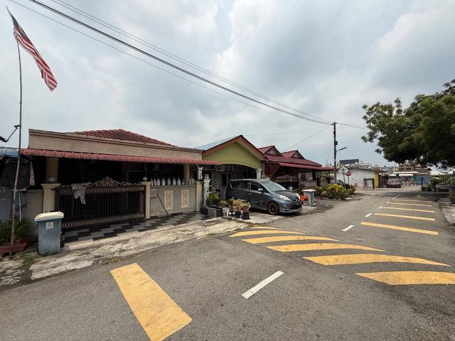 Terraced House for sale in Jenjarom, Selangor