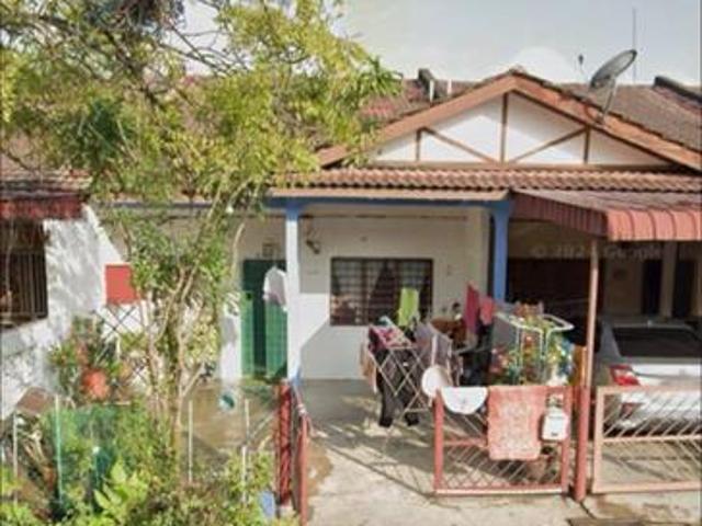 Terraced House for sale in Kuala Selangor, Selangor