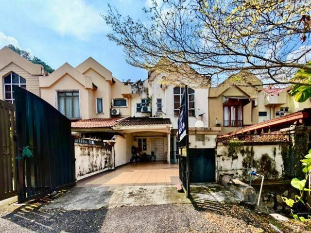 Terraced House for sale in Langat, Selangor