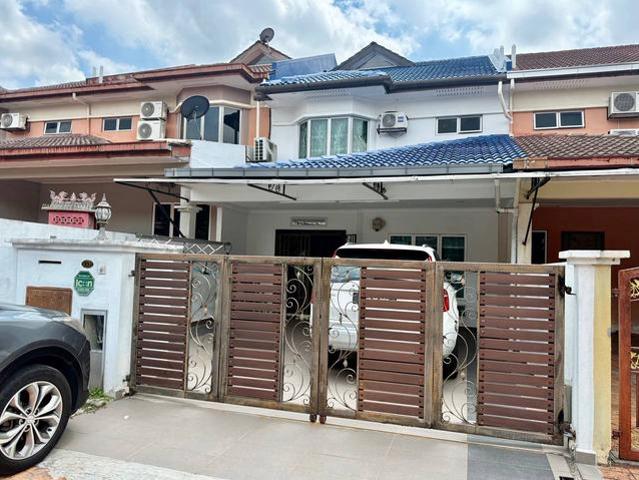 Terraced House for sale in Shah Alam, Petaling