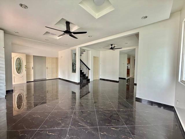 Residential House for sale in Kajang, Langat