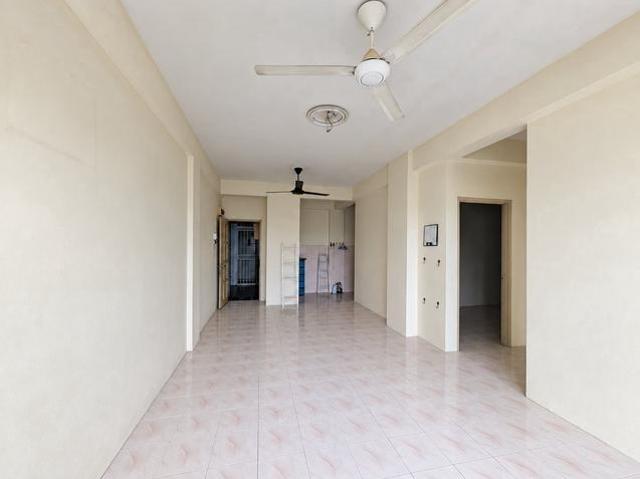 Apartment for sale in Port Klang, Selangor