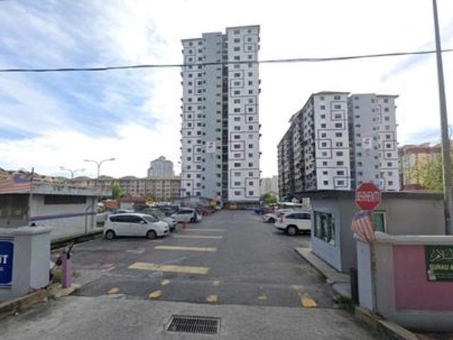 Apartment for sale in Petaling, Damansara Damai