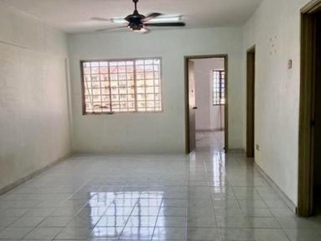 Apartment for sale in Petaling, Alam Impian
