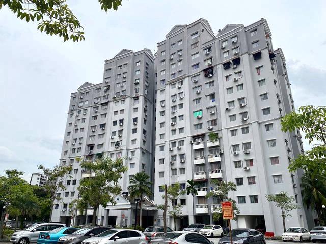 Apartment for sale in Country Heights Damansara, Kuala Lumpur