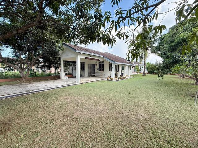 Residential House for sale in Tanjong Sepat, Selangor
