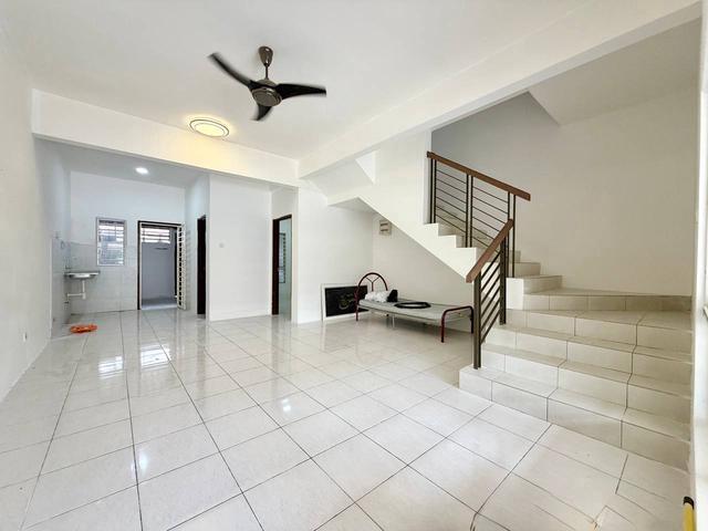 Terraced House for sale in Petaling, Subang Jaya