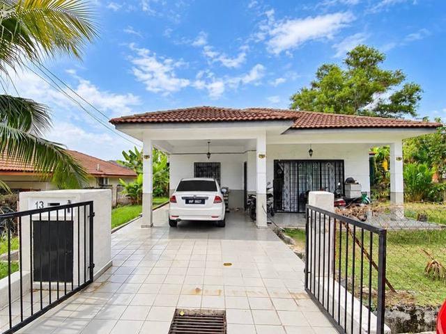 Bungalow for sale in Seri Kembangan, Majlis Bandaraya Subang Jaya