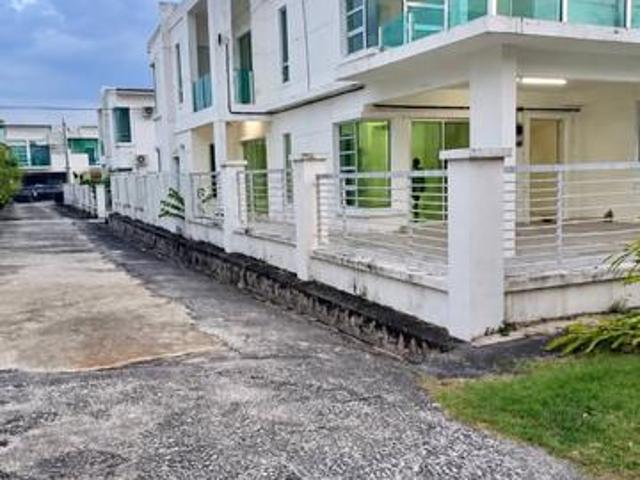Terraced House for sale in Seremban