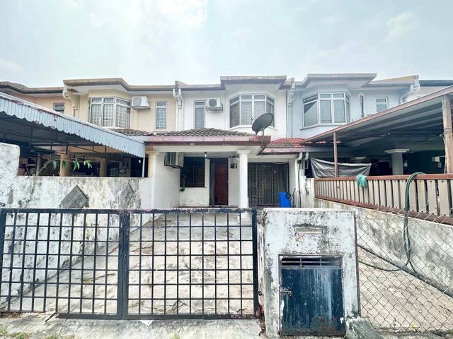 Terraced House for sale