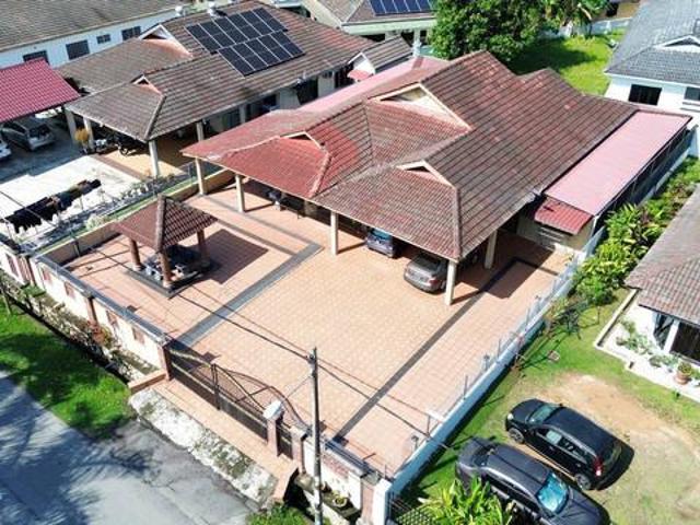 Bungalow for sale in Kajang, Langat