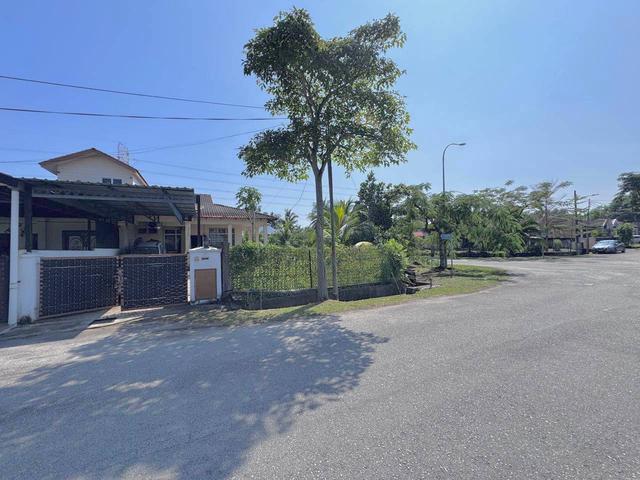 Residential House for sale in Tanjong Sepat, Selangor