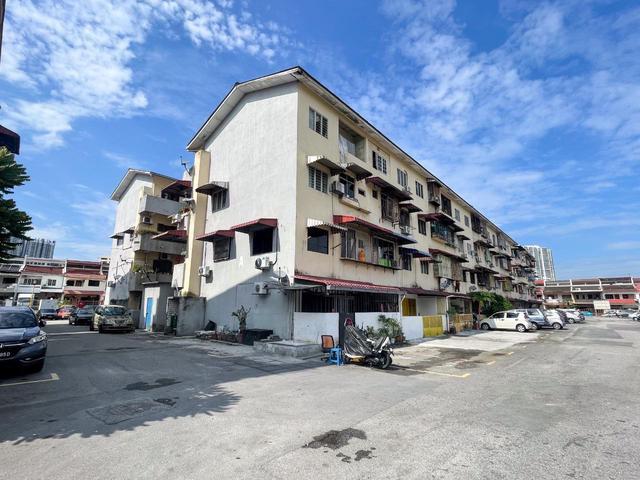 Flat for sale in Country Heights Damansara, Kuala Lumpur