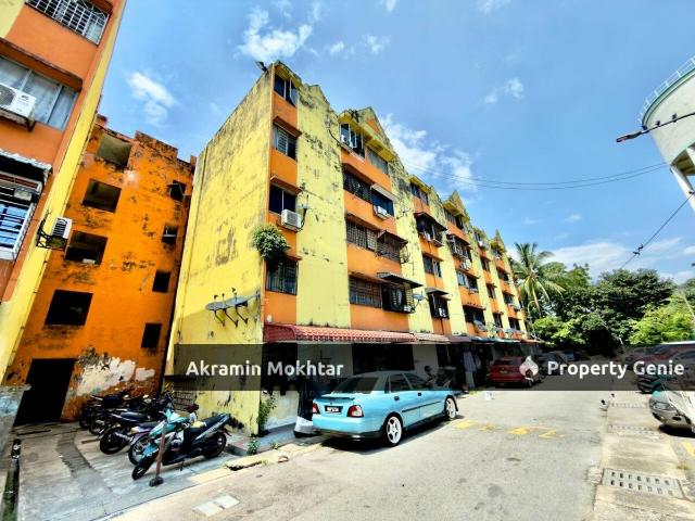 Flat for sale in Selayang, Selangor